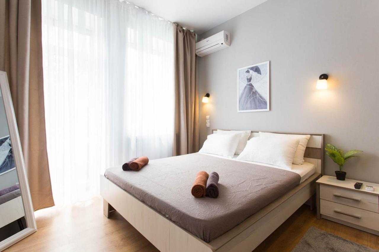 Lux Studio Near Metro Yaroslava Mudroho, Universytet - Chernyshevska Str 95-4 Харков Екстериор снимка